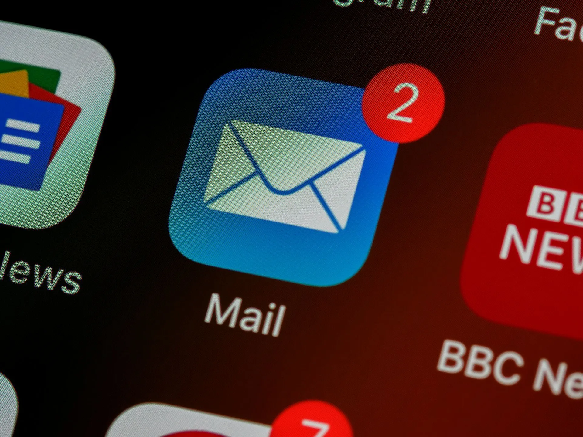 Mail icon on screen with notifications